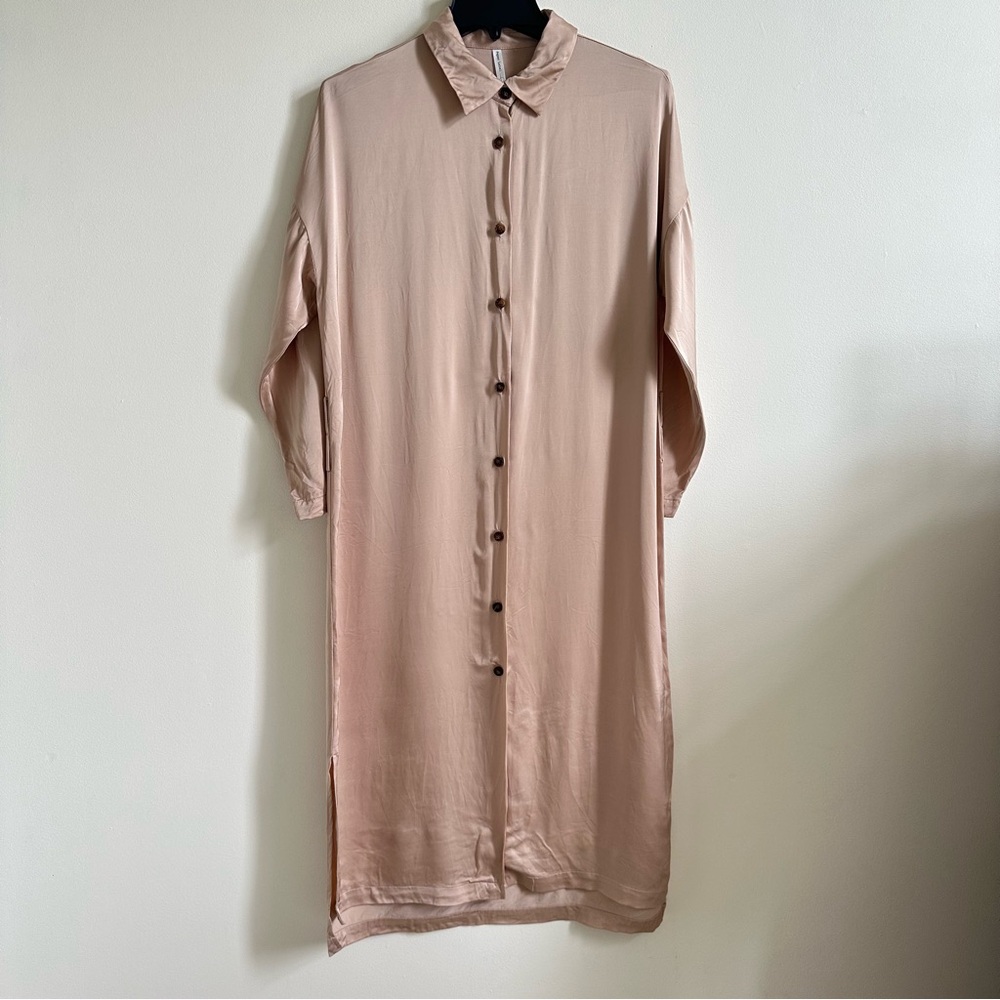 Paper label Long Sleeve Button-Up Dress